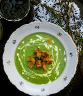 Bärlauchsuppe mit Croutons